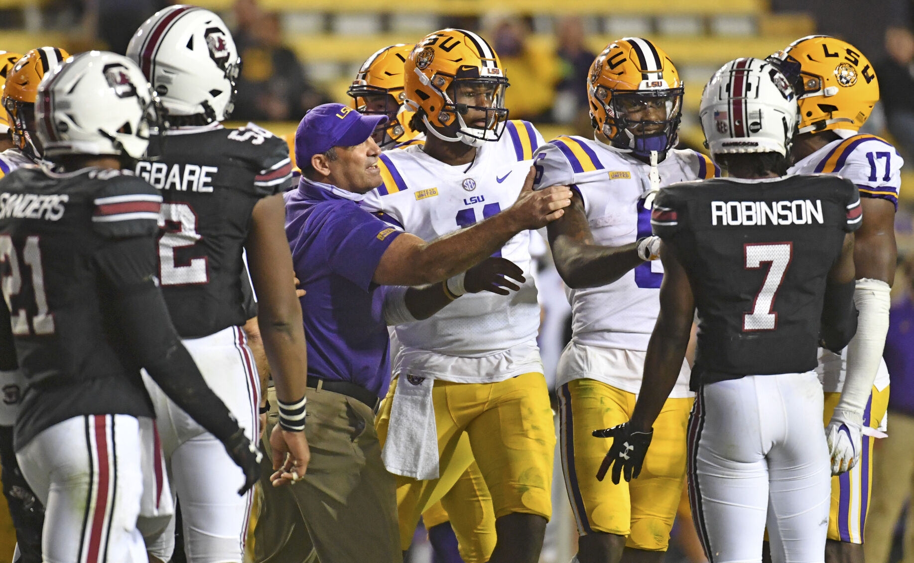 BR.lsucarolina.102520 HS 3288.JPG